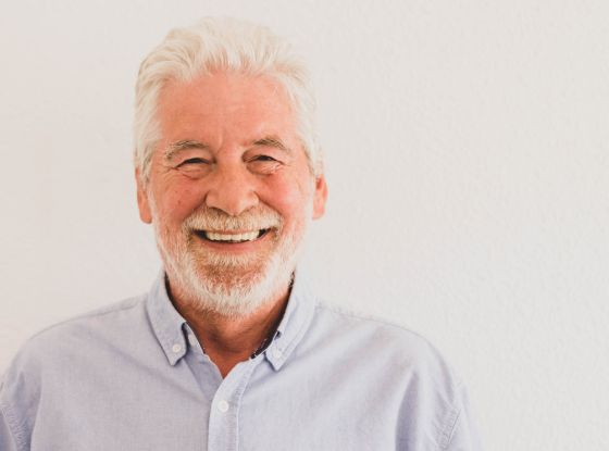 How to Keep Your Teeth Healthy as You Age